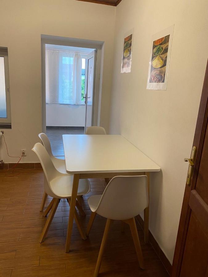 3 Apartments In 1 Location Praag Buitenkant foto
